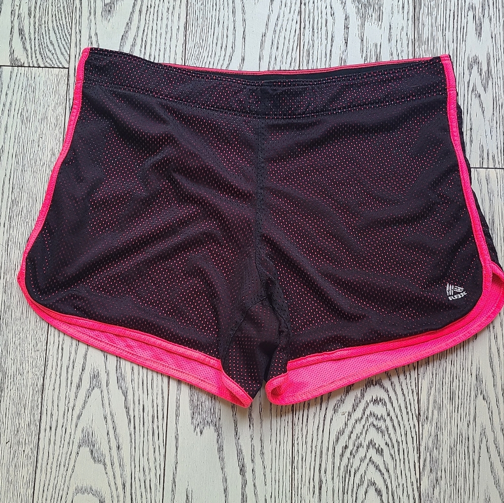 RBX shorts size S